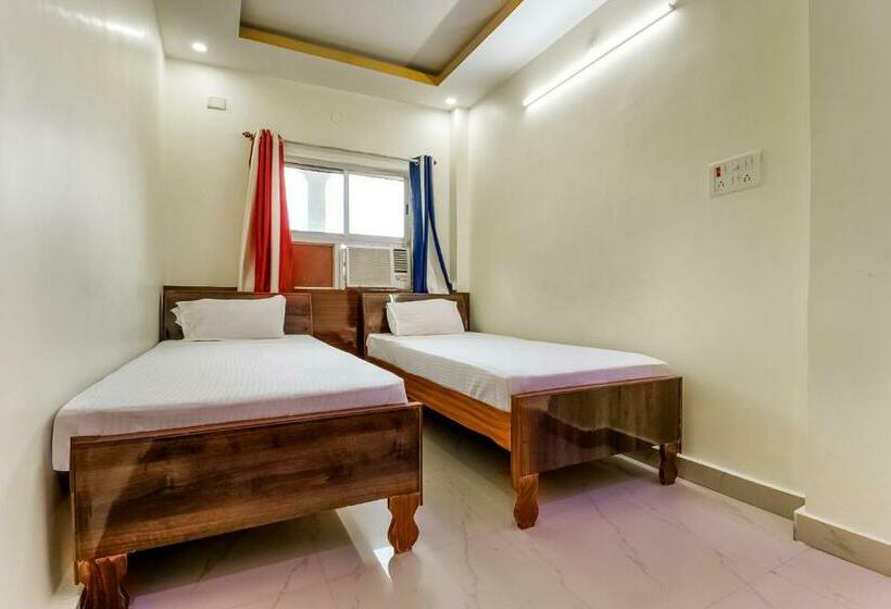 Отель Spot On 81255b Happy Guest House