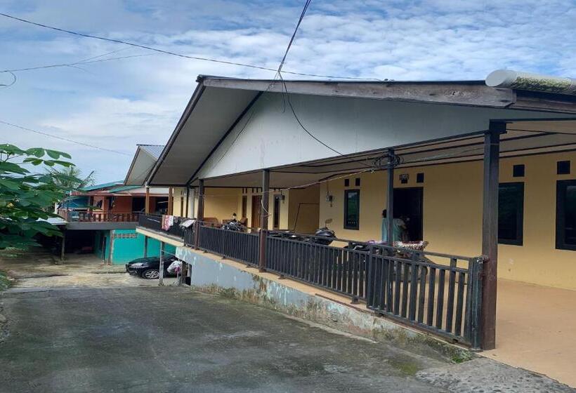 בית מלון כפרי Spot On 92544 Senja Homestay