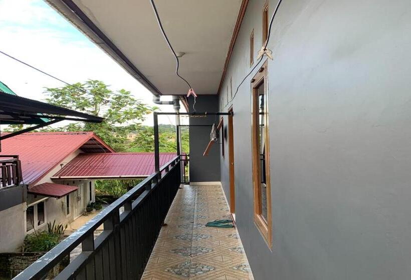 בית מלון כפרי Spot On 92544 Senja Homestay