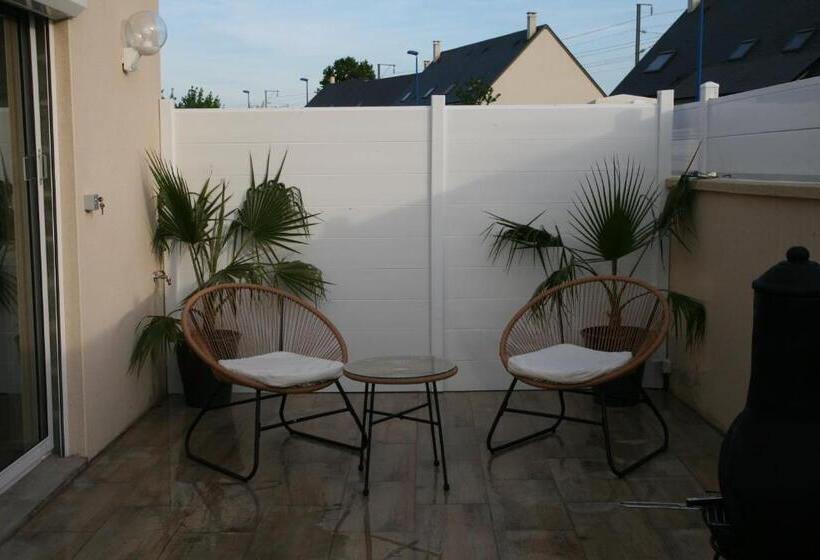 Отель Désirs D Une Nuit Loveroom Jacuzzi