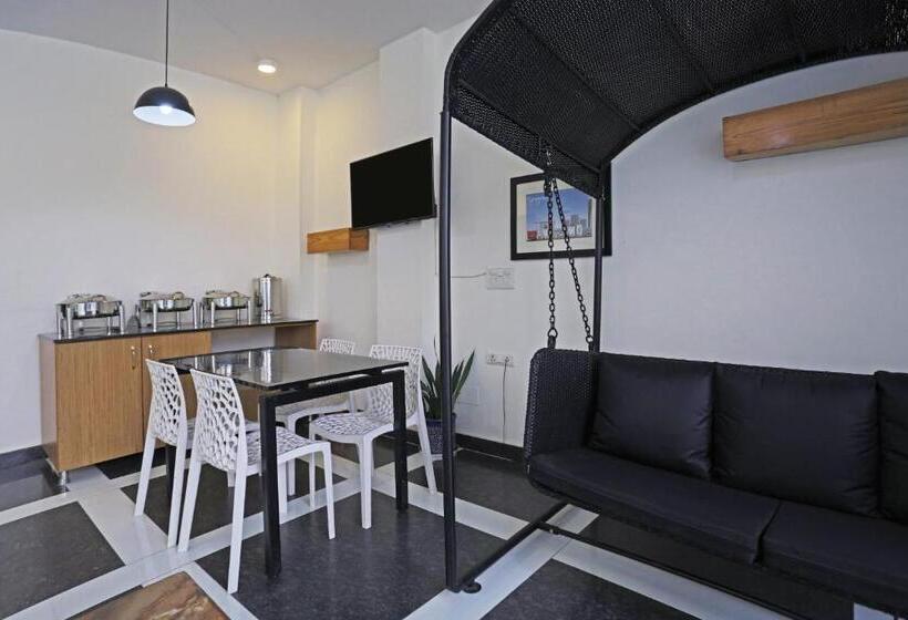 بنسيون Ab Inn Huda City Center