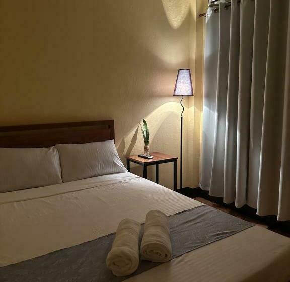 پانسیون Elisha S Guest House