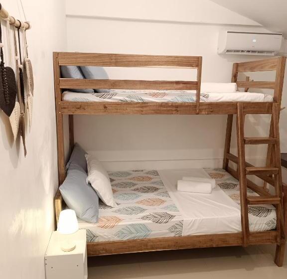 پانسیون Elisha S Guest House