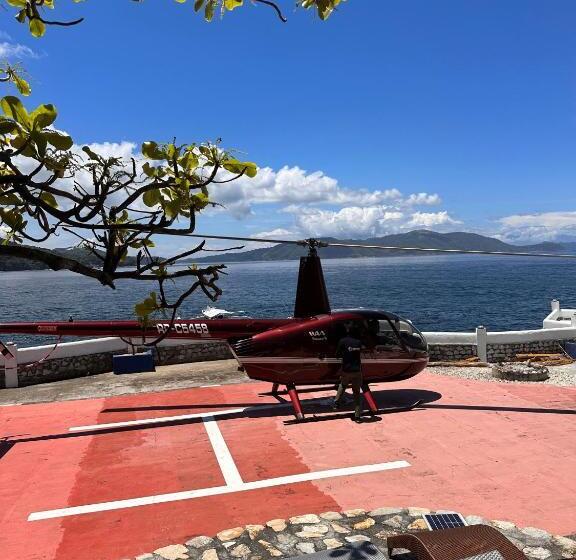 פנסיון Utopia Island Resort