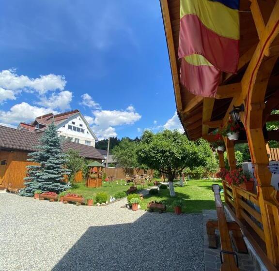 Pensiunea Carmen Borșa