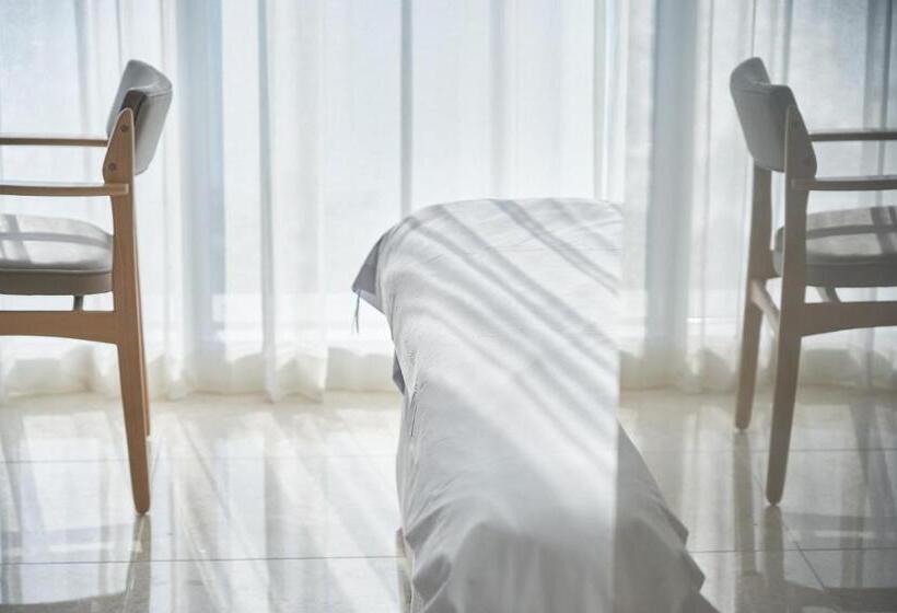 Yeosu Calacatta Hotel & Resort