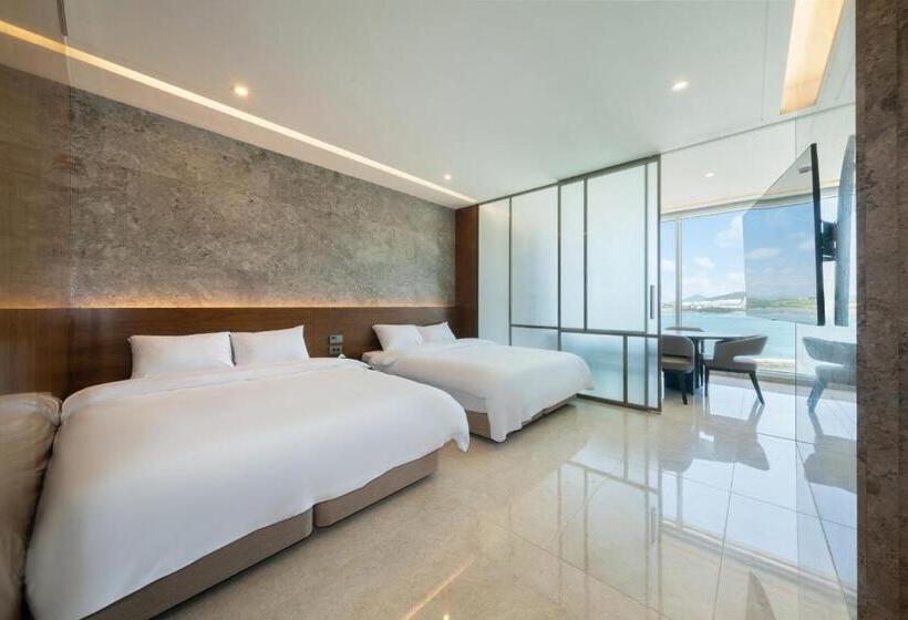 Yeosu Calacatta Hotel & Resort