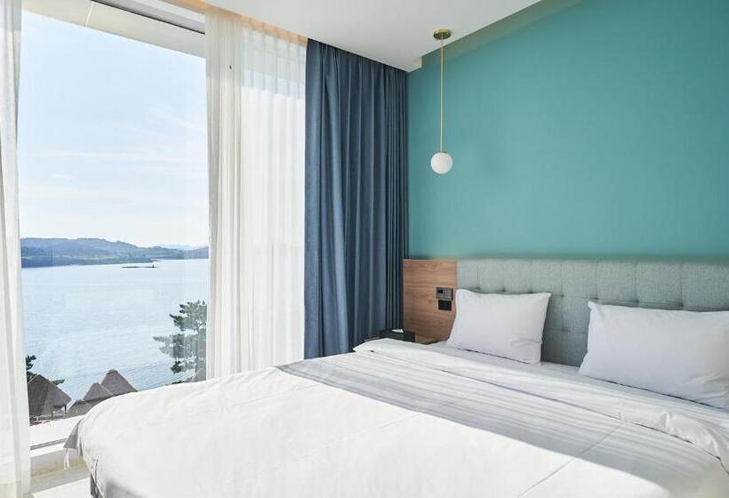 Yeosu Calacatta Hotel & Resort