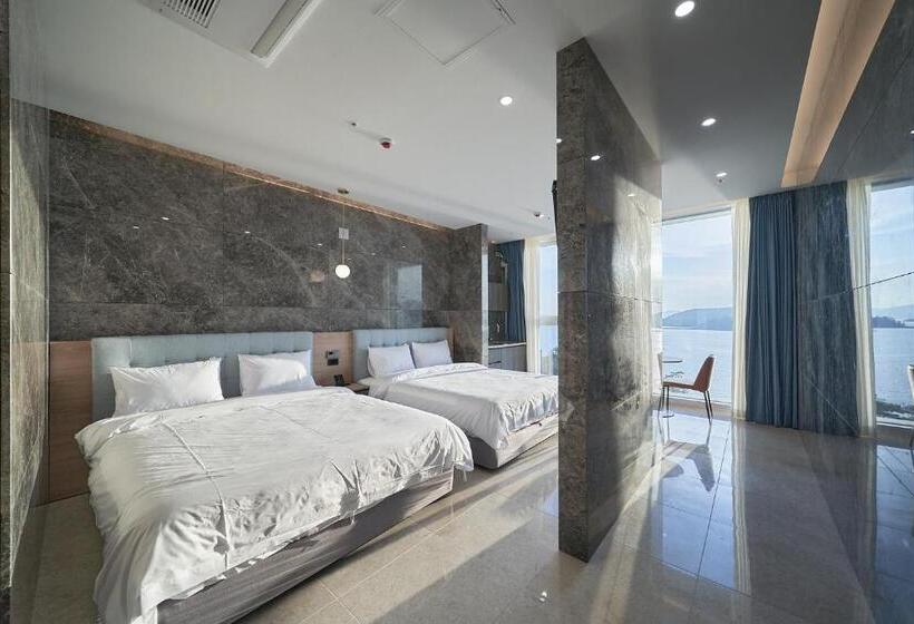 Yeosu Calacatta Hotel & Resort