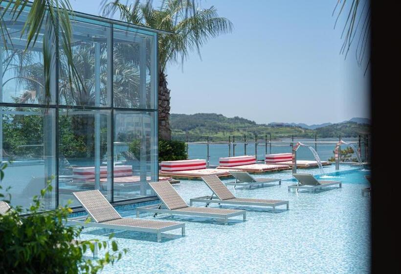 Yeosu Calacatta Hotel & Resort