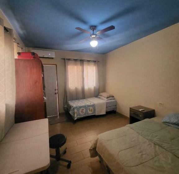 Общежитие Pinoy Hostal