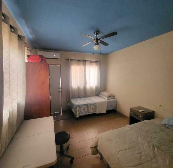 Общежитие Pinoy Hostal