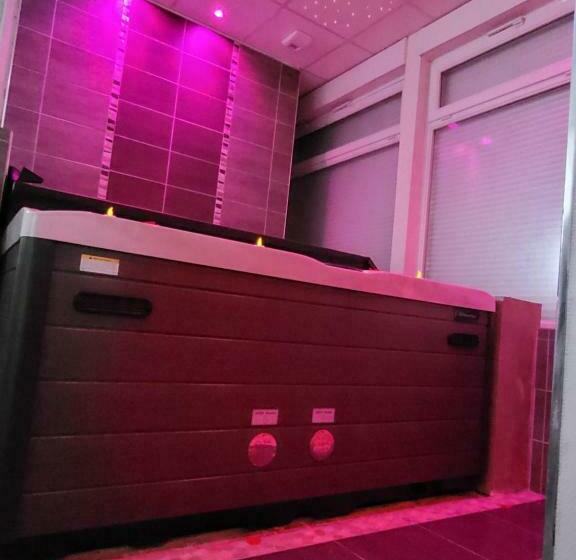 مبيت وإفطار Levray Rêve Spa Privatif