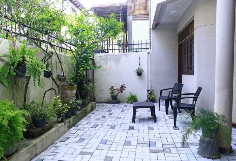 민박 Oasis Colombo