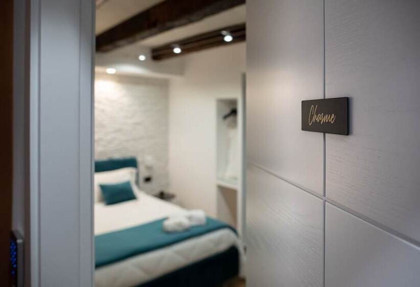مبيت وإفطار Sofi Center Rooms