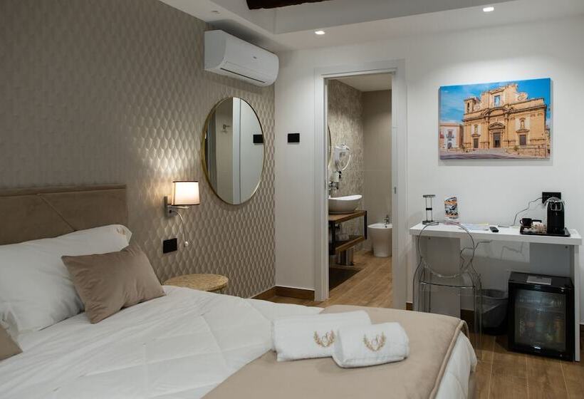 مبيت وإفطار Sofi Center Rooms