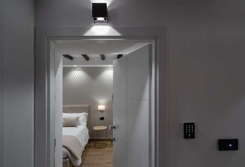 مبيت وإفطار Sofi Center Rooms