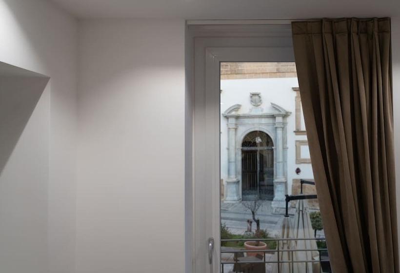 مبيت وإفطار Sofi Center Rooms