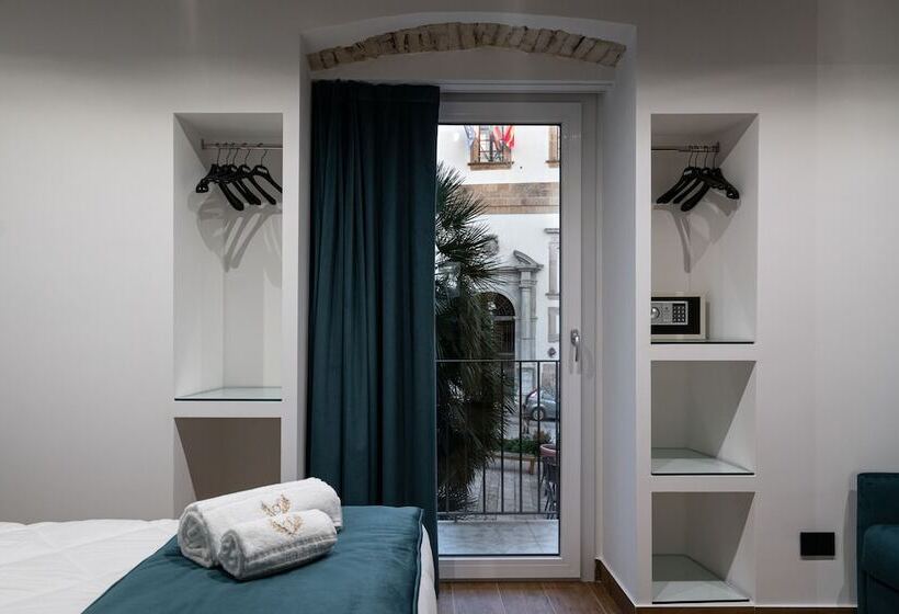 مبيت وإفطار Sofi Center Rooms