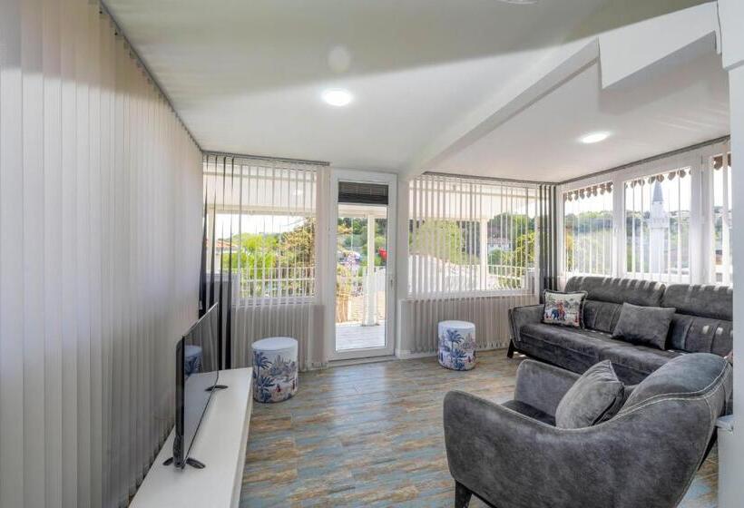 Bosphorus Exclusi̇ve Resi̇dence