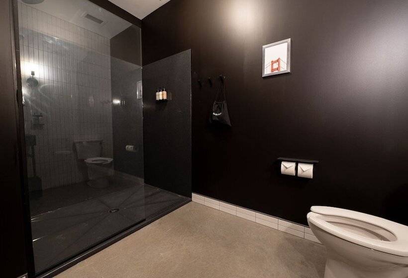 فندق Arch And Cable