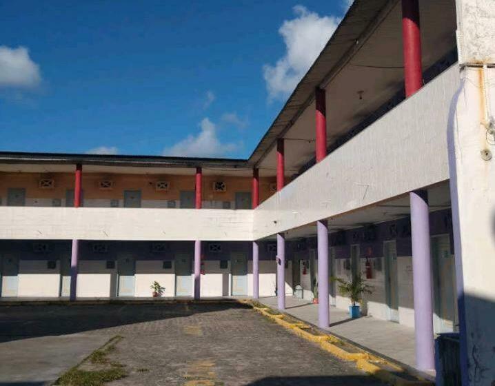 فنادق الكبسولة Pousada Delirios