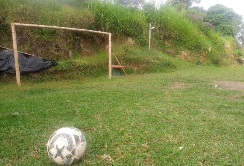 בית מלון כפרי Las Hamacas