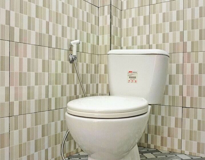 Отель Oyo 92518 De Luna