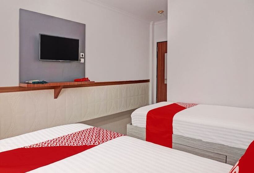 Отель Oyo 92518 De Luna