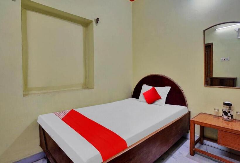 בית מלון כפרי Oyo Flagship 81231 Urmila Guest House