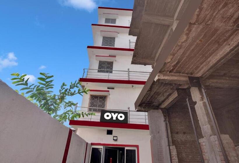 בית מלון כפרי Oyo Flagship 81231 Urmila Guest House