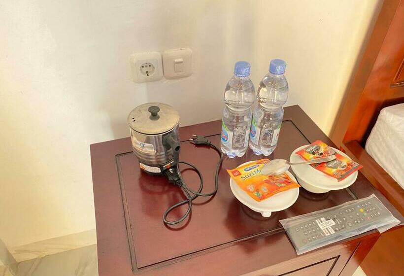 فندق Rumah Windy Guest House Bira