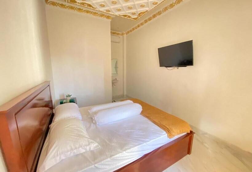 فندق Rumah Windy Guest House Bira