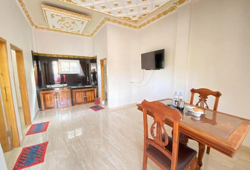 فندق Rumah Windy Guest House Bira