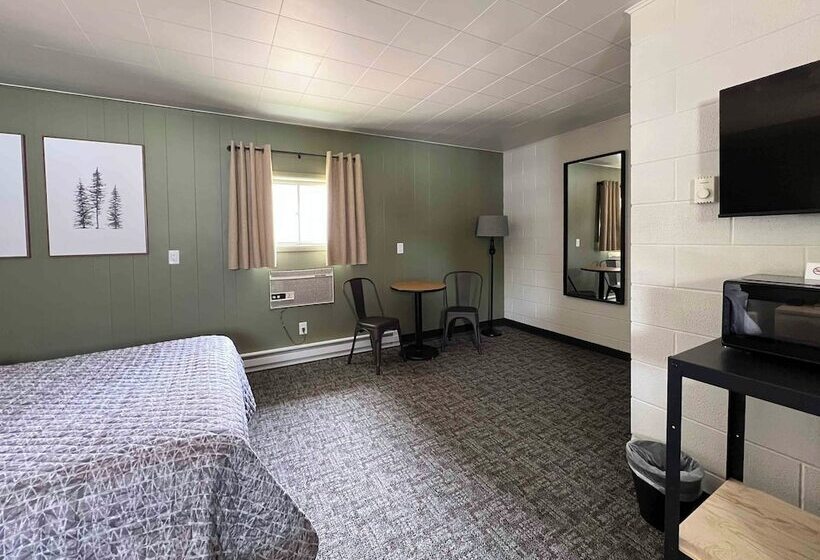 فندق The Trail Inn   Melita, Manitoba   Hwy 83, Hwy 3