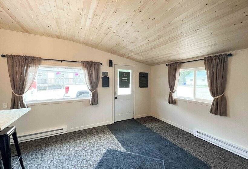 فندق The Trail Inn   Melita, Manitoba   Hwy 83, Hwy 3