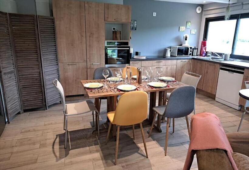 بنسيون Gites Des Loyes