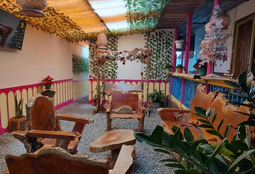 펜션 Hostal Casa Madrigal