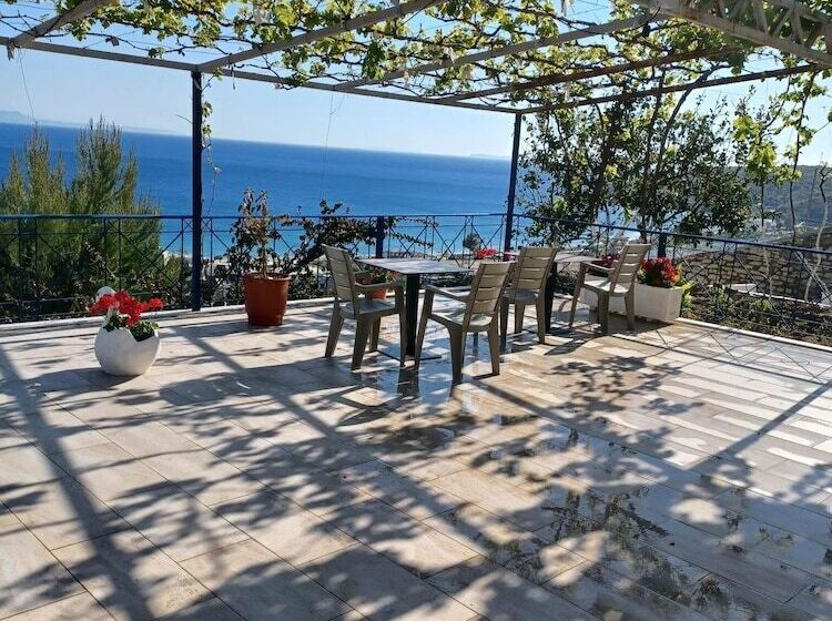 פנסיון Ionian View Guest House