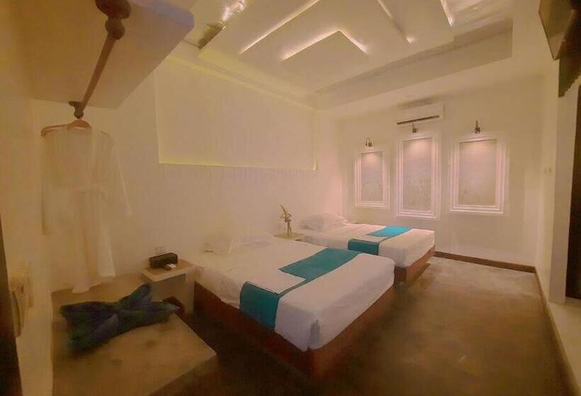 بنسيون Ultimate Boutique