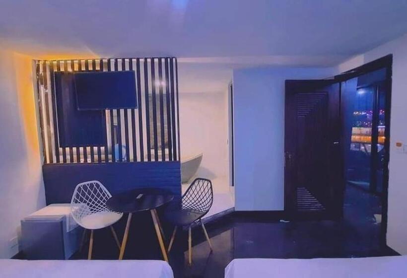 بنسيون Ultimate Boutique