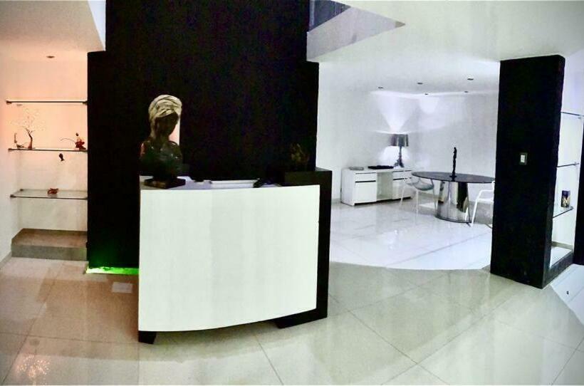 فندق صغير Endemic Inn Puebla