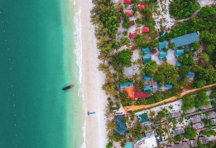 הוסטל Mad Monkey Koh Rong