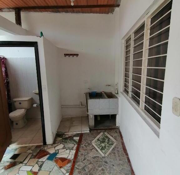 צימר Casa De Relajación Lowcost Centro Catedral Lujos ,piscna,aireacondicio