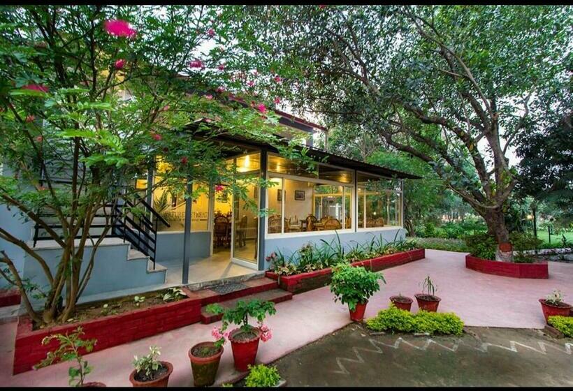 ホテル Alaya Stays Oel Nature Retreat