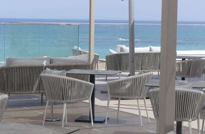 Отель Amber El Fell