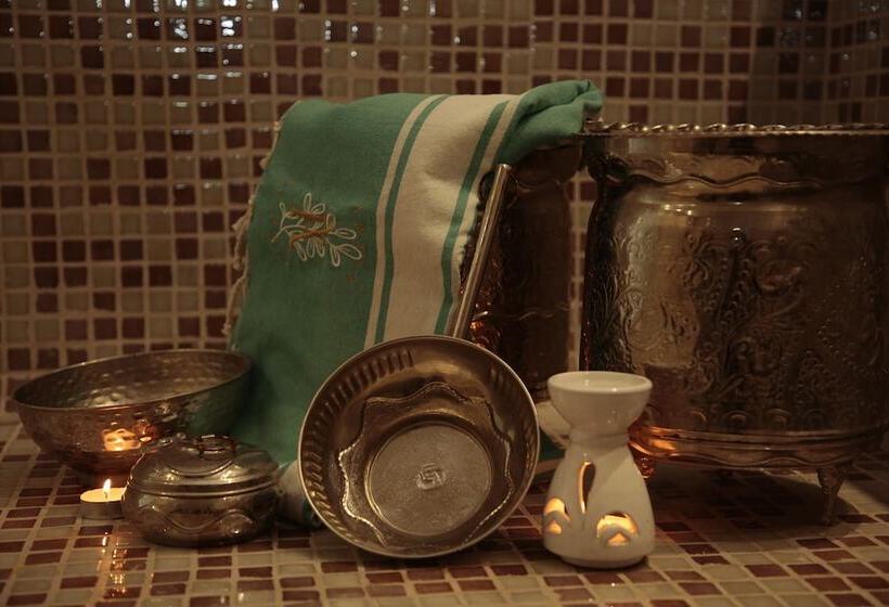 Отель Amber El Fell