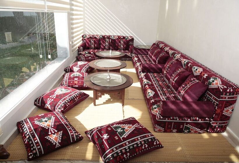 Отель Amber El Fell