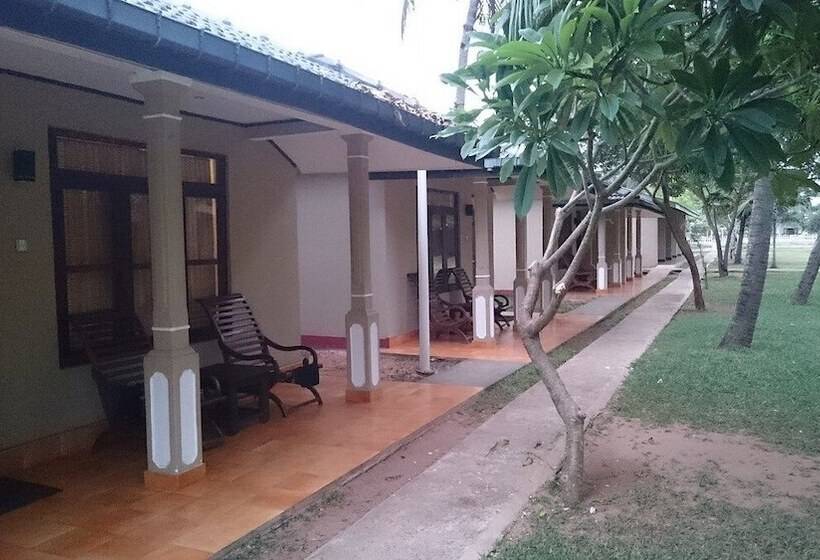 فندق Carolina Beach Resort & Spa