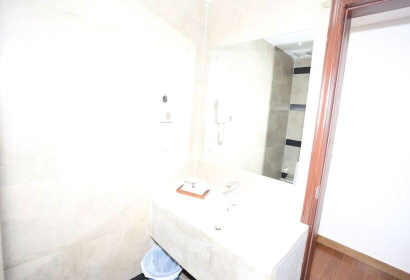 فندق Carolina Beach Resort & Spa